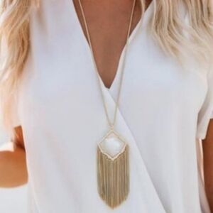 Kendra Scott "Kingston" Adjustable Necklace in Gold and Mother of Pearl